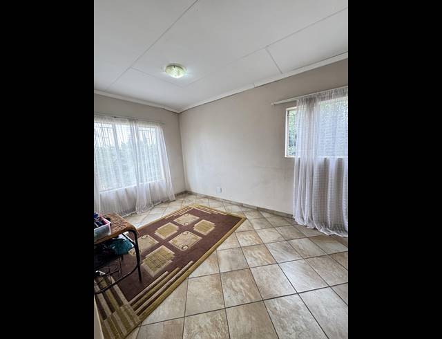 3 BEDROOM FREESTANDING FOR SALE IN BEN FLEUR